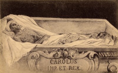 Cartolina della mummia di Carlo V nell