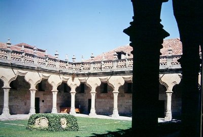 Vista del Patio de las Escuelas Menores da Spanish School