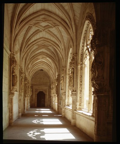 Vista della galleria inferiore del Monastero di San Juan de Los Reyes, Toledo da Spanish School