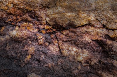 Struttura rocciosa dal carattere rustico da Studio Meikle