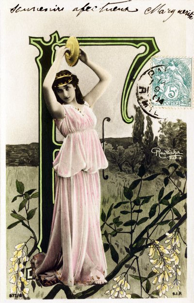 Mlle Beauregard, artista degli anni 1900 - Alfabeto in cartolina da Studio Reutlinger