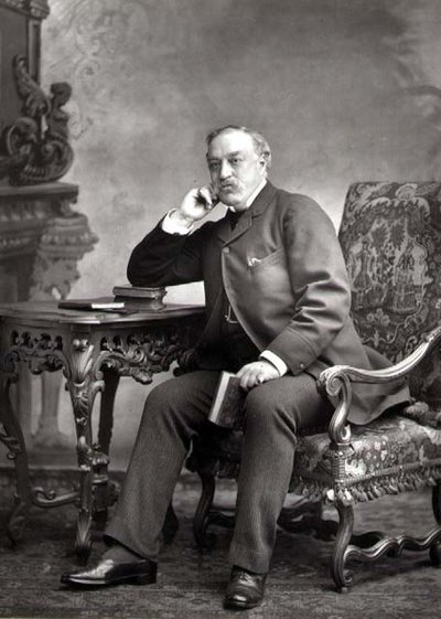 Edmund Yates (1831-94), giornalista e romanziere, ritratto fotografico da Studio Walery