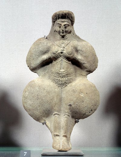 Arte orientale: statuetta in terracotta di donna che tiene i seni, probabile rappresentazione di Ishtar, dea della fertilità. Da Susa. Periodo elamita da Sumerian Sumerian
