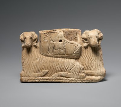 Vaso sostenuto da due arieti, c. 2600-2500 a.C. da Sumerian Sumerian