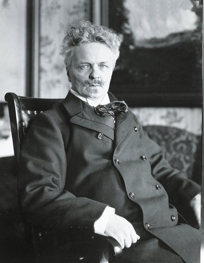 August Strindberg nella sua casa a Stoccolma da Swedish Photographer