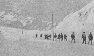 Attraversamento del Gran San Bernardo in inverno da Swiss Photographer