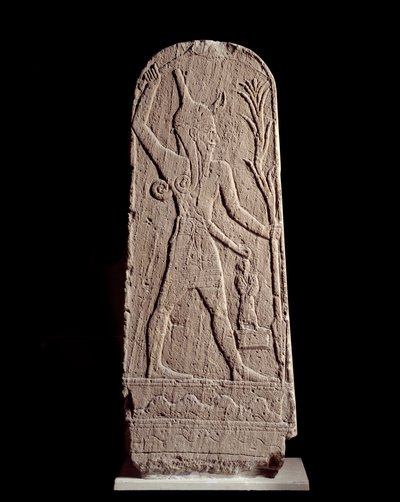 Arte orientale: stele del dio Baal con fulmine. (Dio guerriero che protegge il re) Scultura del XV secolo a.C., Siria. Parigi, Museo del Louvre da Syrian Syrian