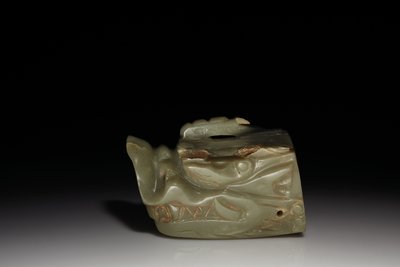 La Testa di Drago di Giada Junkunc da Tang Dynasty Chinese School