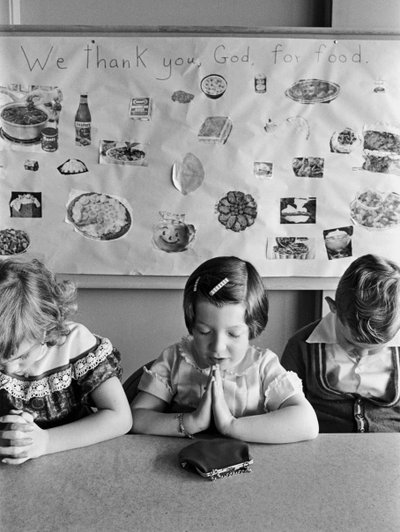 Aula della scuola domenicale alla Prima Chiesa Congregazionale di Bellevue da Ted Spiegel