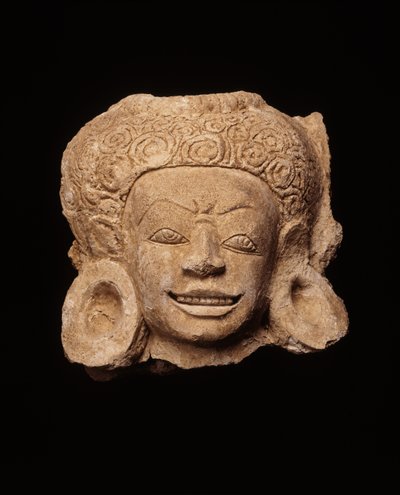 Testa di demone, da Chedi Chula Pathom, periodo Davaravati da Thai School