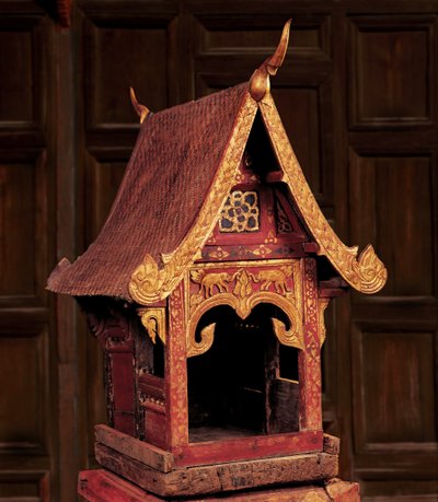 Modello di un tempio Lanna da Thai School