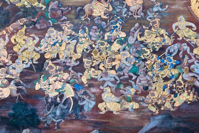 Murale che raffigura scene del Ramayana al Wat Phra Kaeo, il Palazzo Reale, Bangkok, Thailandia da Thai School