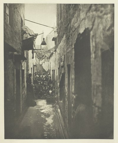 Close No. 118 High Street da Thomas Annan