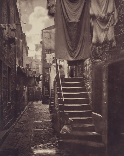 Close, n. 193 High Street. da Thomas Annan