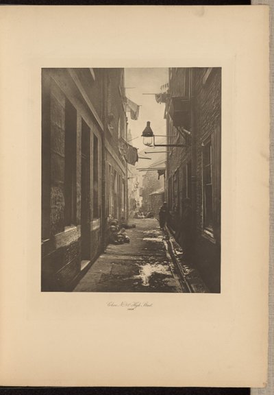 Vicino al n. 80 di High Street da Thomas Annan