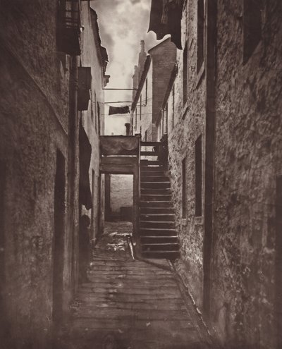 Tavola 32: Vicolo, n. 128 Saltmarket, 1868-1871, stampato 1877 da Thomas Annan