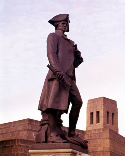 Statua del Capitano James Cook, 1914 da Thomas Brock