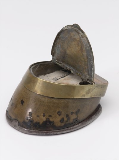 Calamaio a zoccolo di cavallo appartenente al Capitano William Tyrwhitt Drake, Royal Horse Guards, c.1829 da Thomas Lee