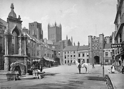 Piazza del mercato e torri della cattedrale, Wells, c1896 da Thomas W Phillips