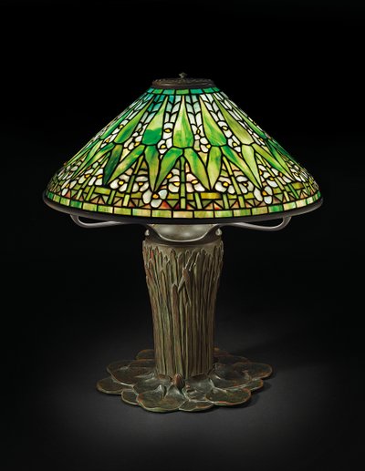 Lampada da Tavolo Arrowhead (c.1910) da Tiffany and Company