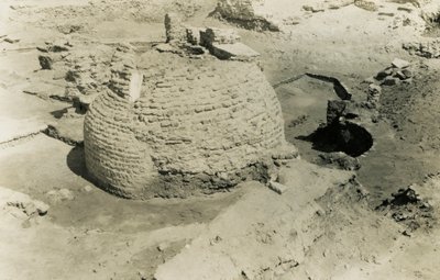 Edificio a cupola, al-Fustat, Egitto, fotografia di Ugo Monneret de Villard da Ugo Monneret de Villard
