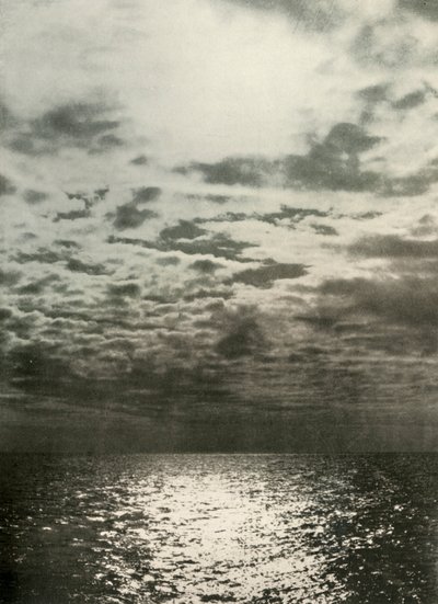 Un effetto di nuvole prima che il mare si congelasse, c1908 da Unbekannt