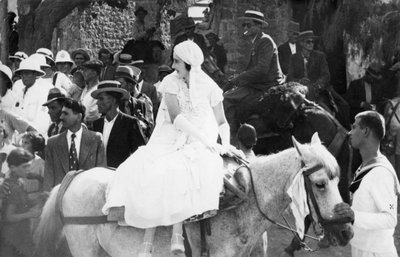 Un matrimonio di marinai greci, Pylos, Grecia, 1938 da Unbekannt