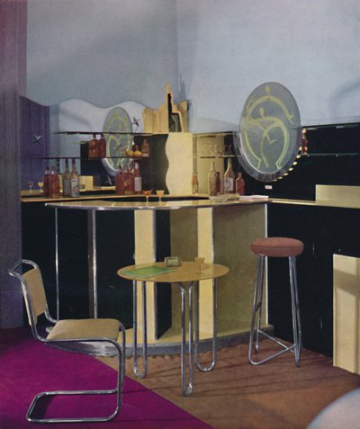 Un cocktail bar della British Vitrolite Company di Londra, progettato da Kenneth Cheesman, 1935 da Unbekannt