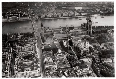 Vista aerea di Westminster, Londra, da un dirigibile, 1931 da Unbekannt