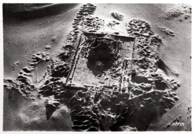 Vista aerea degli scavi archeologici vicino a Saqqara, Egitto, 1931 1933 da Unbekannt
