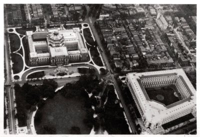 Veduta aerea della Biblioteca del Congresso, Washington DC, USA, da un dirigibile, 1928 1933 da Unbekannt