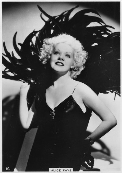 Alice Faye, attrice e cantante americana, c1938 da Unbekannt