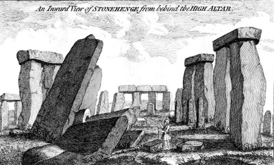 Una vista interna di Stonehenge da dietro l
