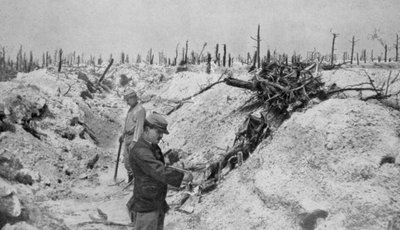 Una trincea tedesca abbandonata intorno a Mesnil, Champagne, Francia, Prima Guerra Mondiale, 1915 da Unbekannt