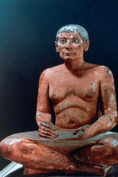 Figura egizia antica di uno scriba seduto, XXV-XXIV secolo a.C. da Unbekannt