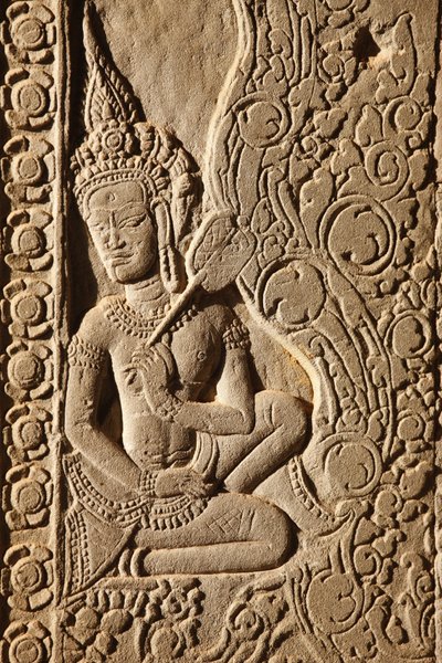 Incisione di una danzatrice Apsara ad Angkor Wat, Siem Reap, Cambogia da Unbekannt