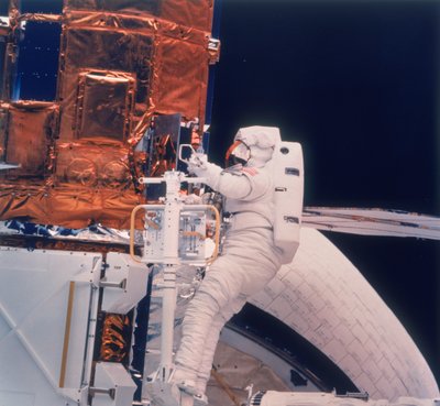 Astronauta in missione Shuttle 41-C da Unbekannt