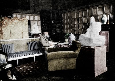 Auguste Rodin tra i suoi libri a 77 Rue De Varenne, c. 1900 da Unbekannt