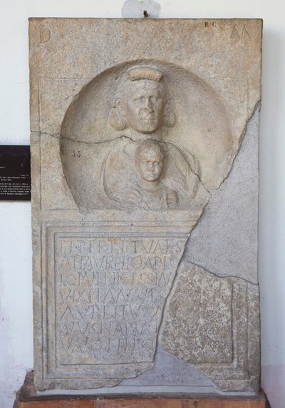 Aurelio Apio, stele da Unbekannt