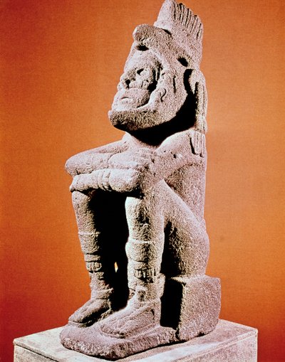 Scultura azteca di una figura maschile seduta da Unbekannt