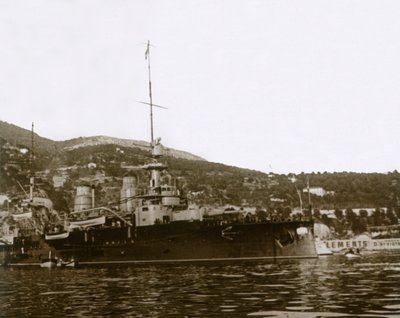 Nave da guerra a Villefranche, Francia, c1914-c1918 da Unbekannt
