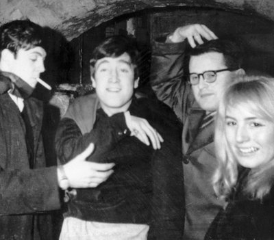 Beatles John Lennon e Paul McCartney al Cavern Club c 1960 da Unbekannt