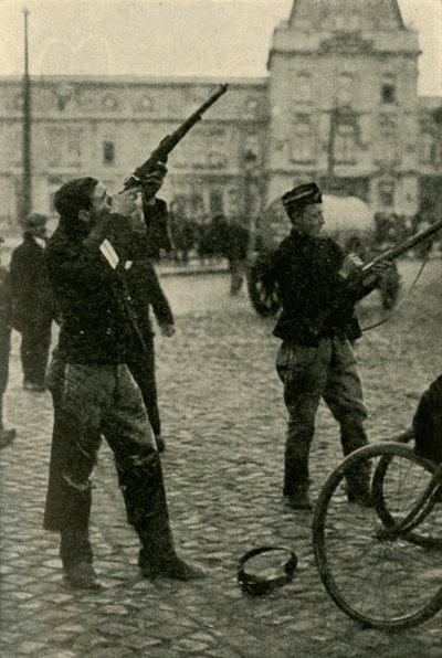 Ciclisti militari belgi che sparano a un aereo tedesco, Prima Guerra Mondiale da Unbekannt