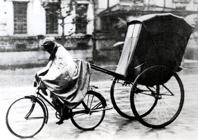 Taxi a pedali, Parigi occupata dai tedeschi, 1940-1944 da Unbekannt