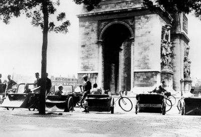 Taxi in bicicletta in Place d