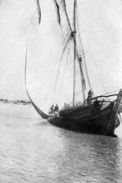 Barca che salpa sul fiume Tigri, Mesopotamia, 1918 da Unbekannt