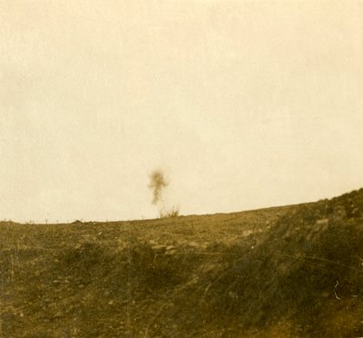 Esplosione di una bomba, c1914-c1918 da Unbekannt