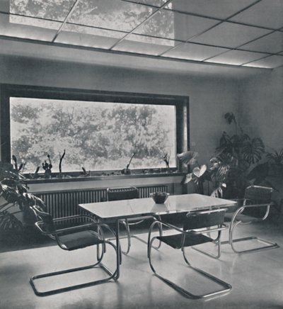 Sala da pranzo in una casa a Bucarest di Rudolf Frankel da Unbekannt