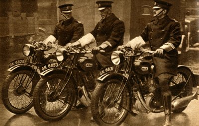 Polizia britannica su motociclette BSA, 1931, 1933 da Unbekannt