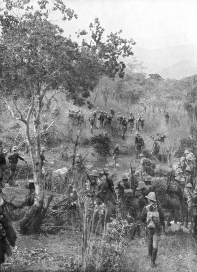 Truppe britanniche nella boscaglia ai confini dell